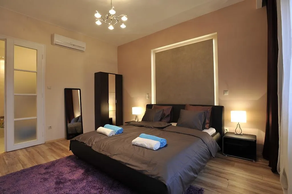 شقة Synagogue Dream Home In The Center بودابست المجر