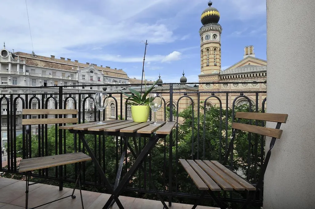 Synagogue Dream Home In The Center Budapest